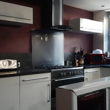 بيت للعطل La Cour Pavee *